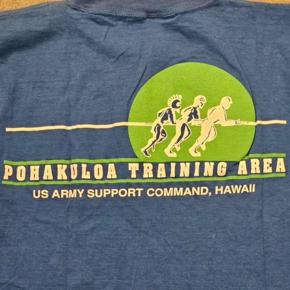Vintage Poly Tees Hawaii Pohakuloa Training US Army T-Shirt Blue Single-stitch
